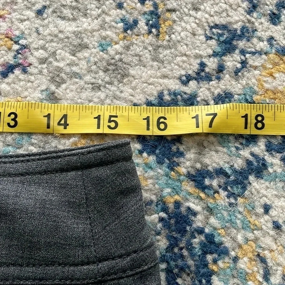 ATHLETA Sirrus Gray Wool Blend Mini Skirt Inner drawstring Women’s Size 6 - Picture 8 of 13